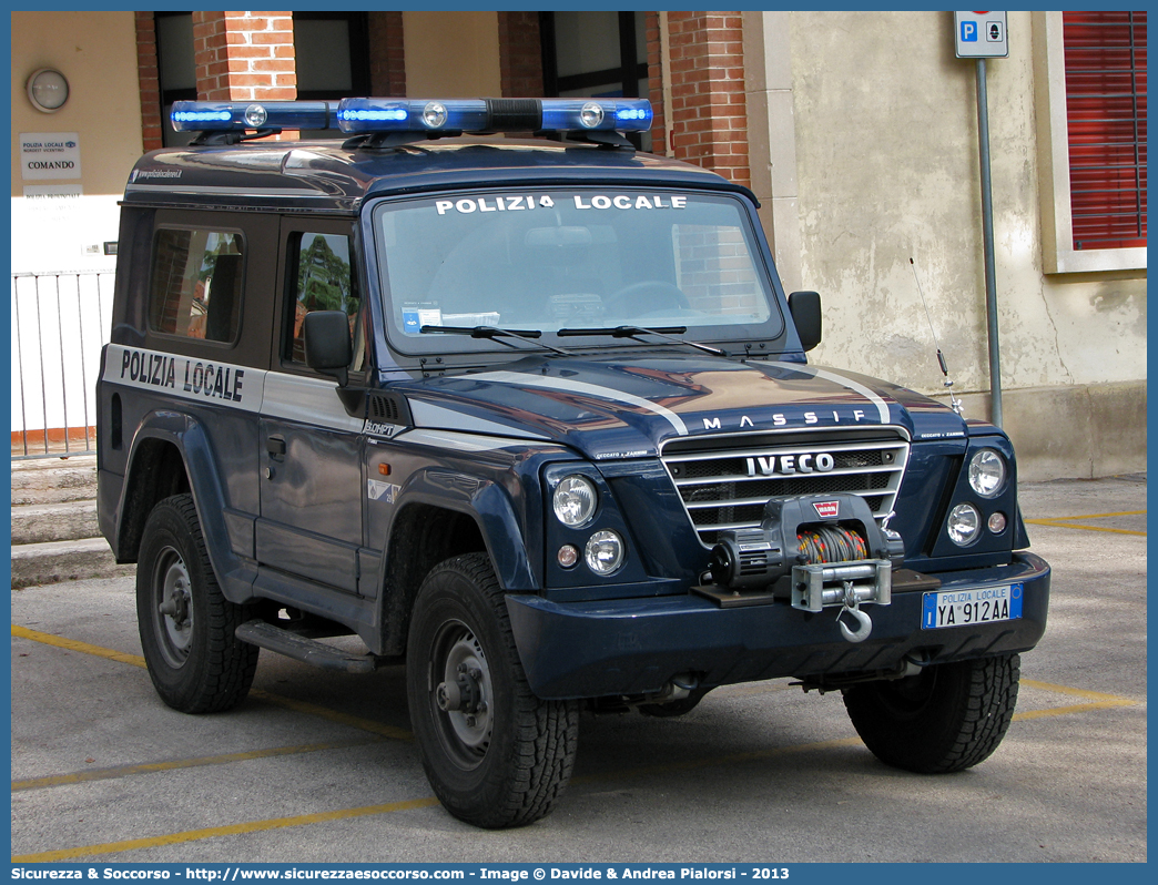 Polizia Locale YA912AA
Polizia Locale
Consorzio Nord Est Vicentino
Iveco Massif
Allestitore Ciabilli S.r.l.
Parole chiave: Municipale;NEVI;Thiene;Chiuppano;Dueville;Caltrano;Sandrigo;Sarcedo;Lusiana;Zanè;Zugliano;Schiavon;Fara Vicentino;Calvene;Lugo di Vicenza;Bolzano Vicentino;Bressanvido;Villaverla;Carrè;Montecchio Precalcino;Monticello Conte Otto;Iveco;Massif;Ciabilli