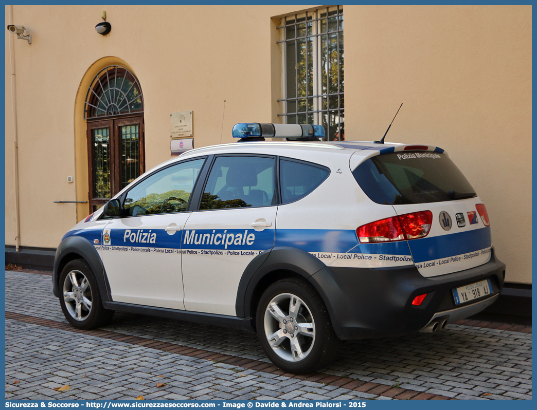 Polizia Locale YA918AJ
Polizia Municipale
Comune di Medicina
Seat Altea Freetrack
Allestitore Focaccia Group S.r.l.
Parole chiave: Polizia;Locale;Municipale;Medicina;Seat;Altea;Freetrack;Focaccia;YA918AJ;YA 918 AJ