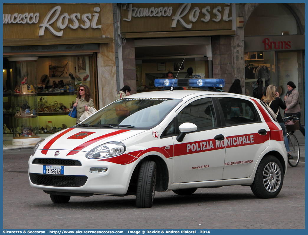 Polizia Locale YA392AH
Polizia Municipale
Comune di Pisa
Fiat Punto IV serie
Allestitore Ciabilli S.r.l.
Parole chiave: PL;P.L.;PM;P.M.;Polizia;Locale;Municipale;Pisa;Fiat;Punto;Ciabilli;YA392AH;YA 392 AH