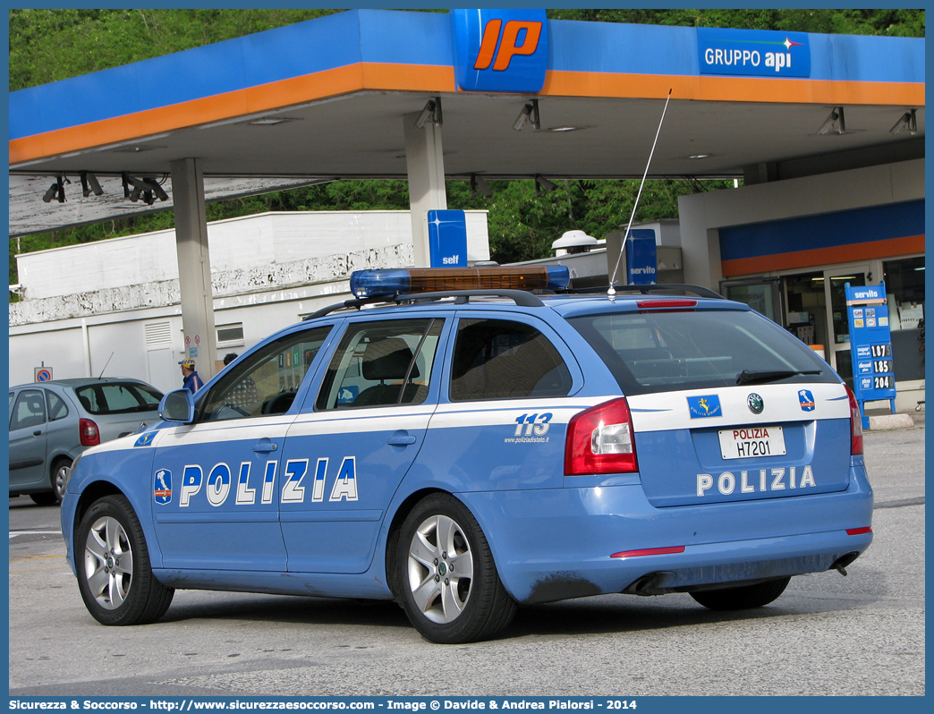 Polizia H7201
Polizia di Stato
Polizia Stradale
Autostrade per l'Italia S.p.A.
Skoda Octavia Wagon III serie
Allestitore Focaccia Group S.r.l.
Parole chiave: Polizia di Stato;Polizia Stradale;Autostrade per l'Italia S.p.A.;Autostrade S.p.A.;Autostrade;Italia;Skoda;Octavia;Wagon;Station;SW;S.W.;Focaccia