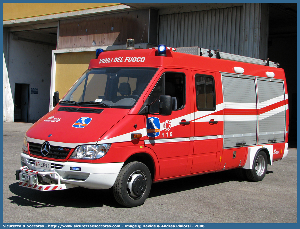 VF 23943
Corpo Nazionale Vigili del Fuoco
Mercedes Benz Sprinter 416 I serie restyling
Allestitore BAI S.r.l.
Parole chiave: Corpo;Nazionale;Vigili del Fuoco;Vigili;Fuoco;Polisoccorso;Mercedes Benz;Sprinter;416;BAI;B.A.I.;Tecnica;VF23943;VF 23943