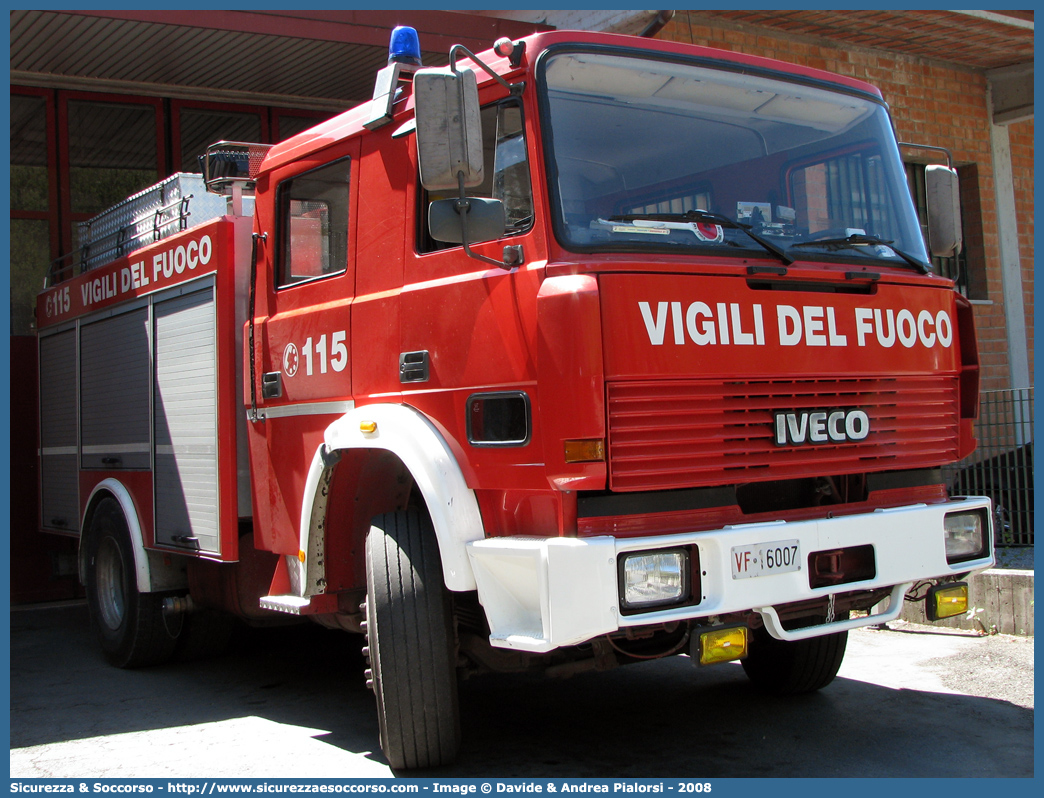 VF 16007
Corpo Nazionale Vigili del Fuoco
Iveco 190-26
Allestitore Baribbi S.p.A.
Parole chiave: VVF;V.V.F.;Corpo;Nazionale;Vigili;del;Fuoco;AutoPompaSerbatoio;APS;A.P.S.;Iveco;190;26;190-26;Baribbi