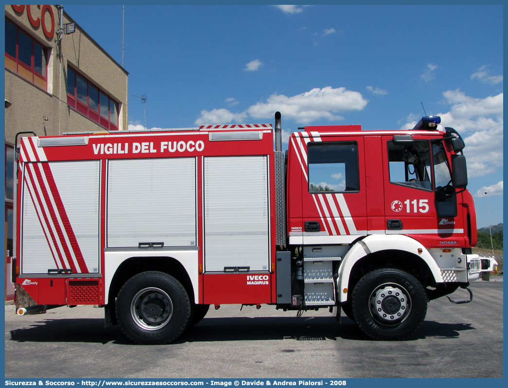 VF 24574
Corpo Nazionale Vigili del Fuoco
Iveco Magirus Grizzly
140E28 4x4 II serie
Parole chiave: VVF;V.V.F.;Corpo;Nazionale;Vigili;del;Fuoco;AutoPompaSerbatoio;APS;A.P.S.;Iveco;Magirus;Grizzly;140E28;4x4