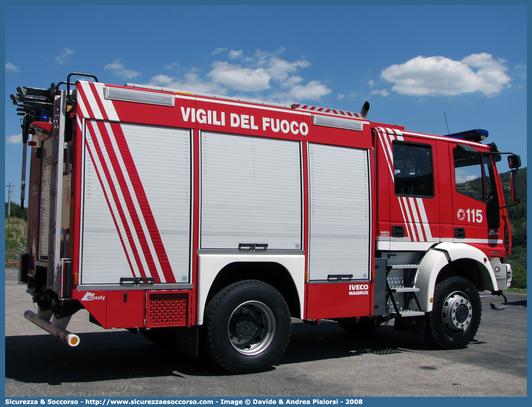 VF 24574
Corpo Nazionale Vigili del Fuoco
Iveco Magirus Grizzly
140E28 4x4 II serie
Parole chiave: VVF;V.V.F.;Corpo;Nazionale;Vigili;del;Fuoco;AutoPompaSerbatoio;APS;A.P.S.;Iveco;Magirus;Grizzly;140E28;4x4