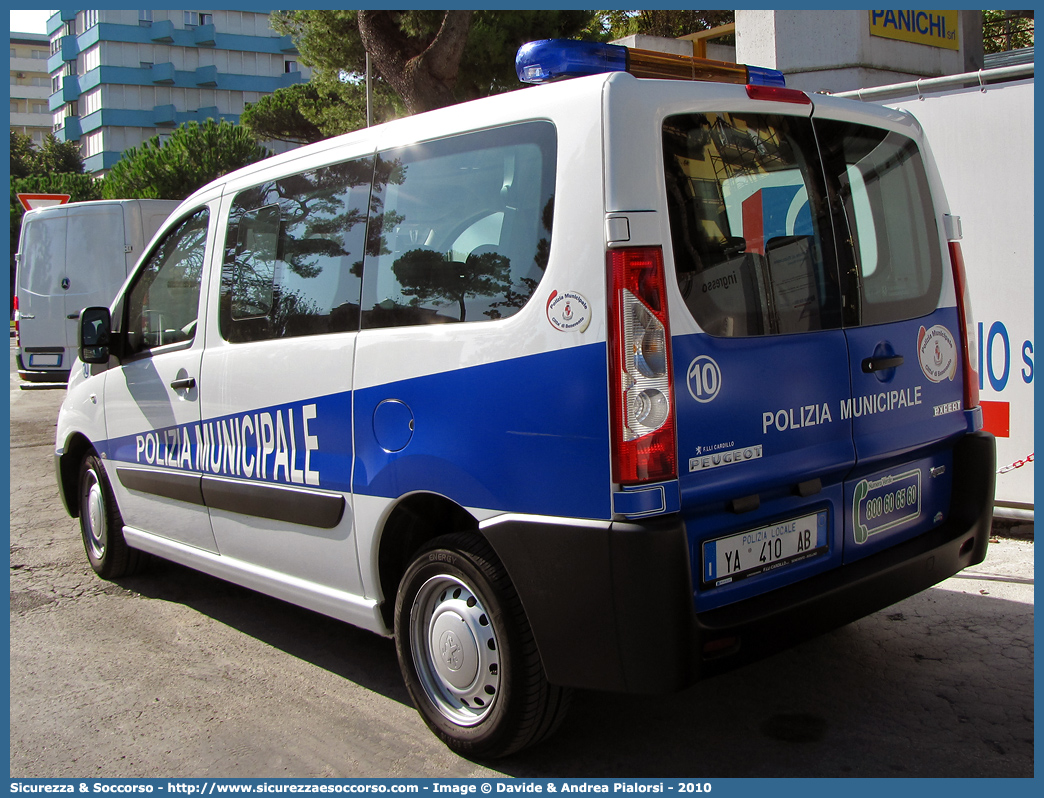 Polizia Locale YA410AB
Polizia Municipale
Comune di Benevento
Peugeot Expert III serie
Parole chiave: Polizia;Locale;Municipale;Benevento;Peugeot;Expert;YA410AB