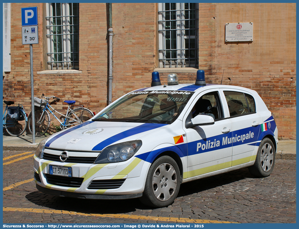 -
Polizia Municipale
Comune di Riolo Terme
Opel Astra III serie
Parole chiave: Polizia;Locale;Municipale;Riolo Terme;Opel;Astra