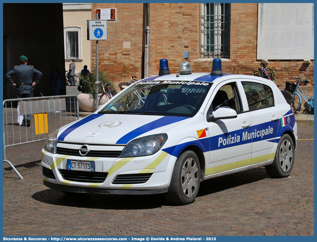 -
Polizia Municipale
Comune di Riolo Terme
Opel Astra III serie
Parole chiave: Polizia;Locale;Municipale;Riolo Terme;Opel;Astra