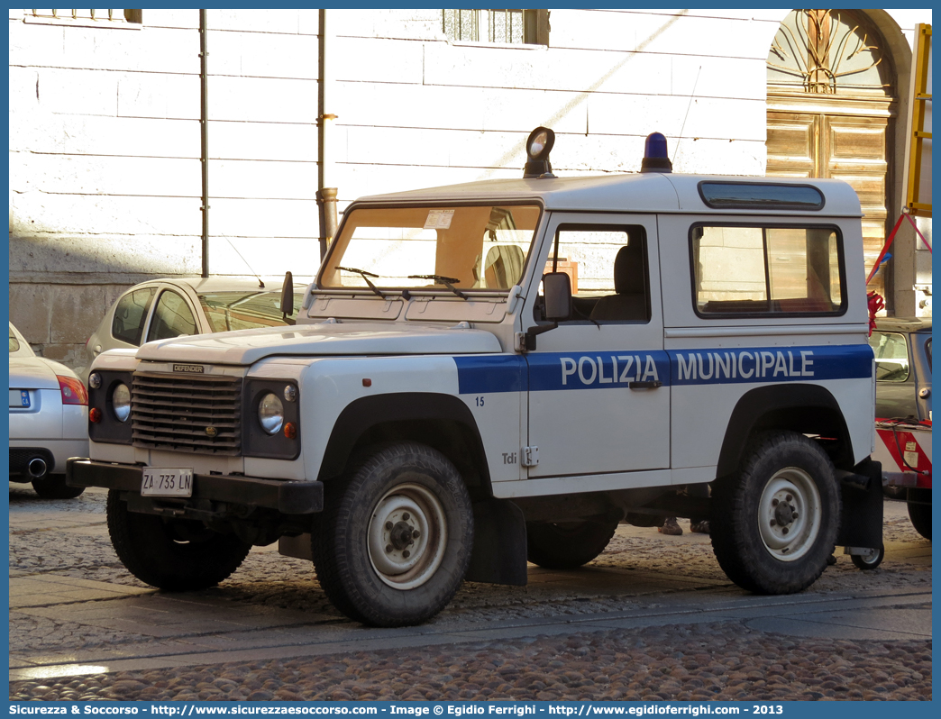 -
Polizia Municipale
Comune di Cagliari
Land Rover Defender 90
Parole chiave: PL;PM;P.L.;P.M.;Polizia;Locale;Municipale;Cagliari;Land Rover;Defender;90