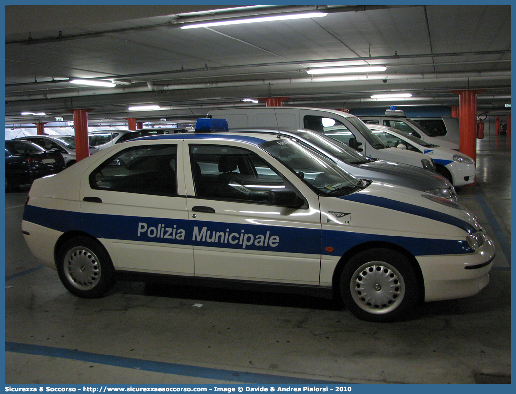 -
Polizia Municipale
Comune di Ferrara
Alfa Romeo 146
Parole chiave: Polizia;Municipale;Locale;Ferrara;Alfa Romeo;146