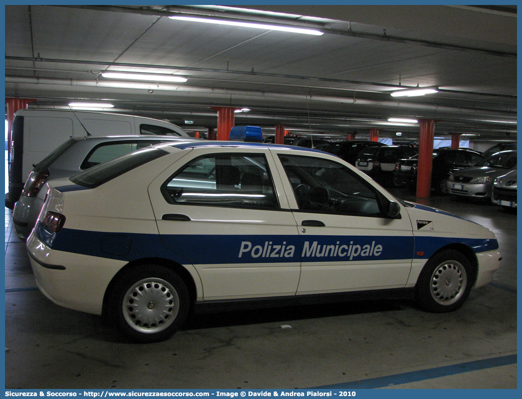 -
Polizia Municipale
Comune di Ferrara
Alfa Romeo 146
Parole chiave: Polizia;Municipale;Locale;Ferrara;Alfa Romeo;146