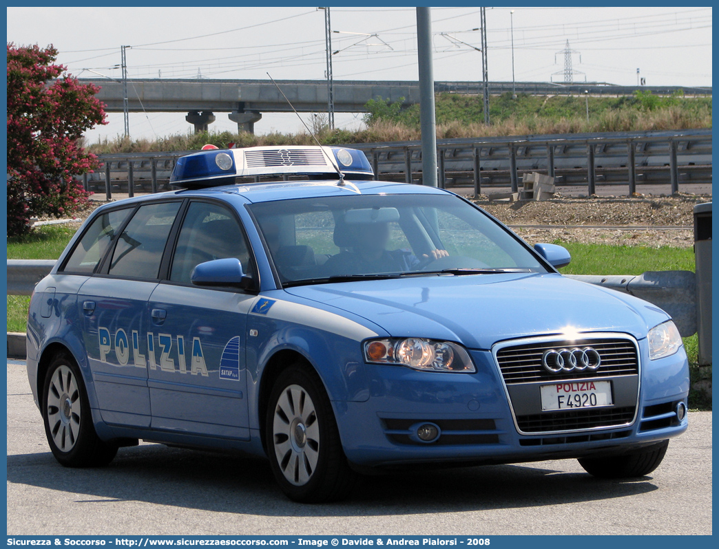 Polizia F4920
Polizia di Stato
Polizia Stradale
Società Autostrade
Torino Milano e Torino Piacenza S.p.A.
Audi A4 Avant III serie
Parole chiave: Polizia di Stato;Polizia Stradale;Società Autostrade Torino Milano e Torino Piacenza S.p.A.;S.A.T.A.P.;SATAP;Audi;A4;Avant