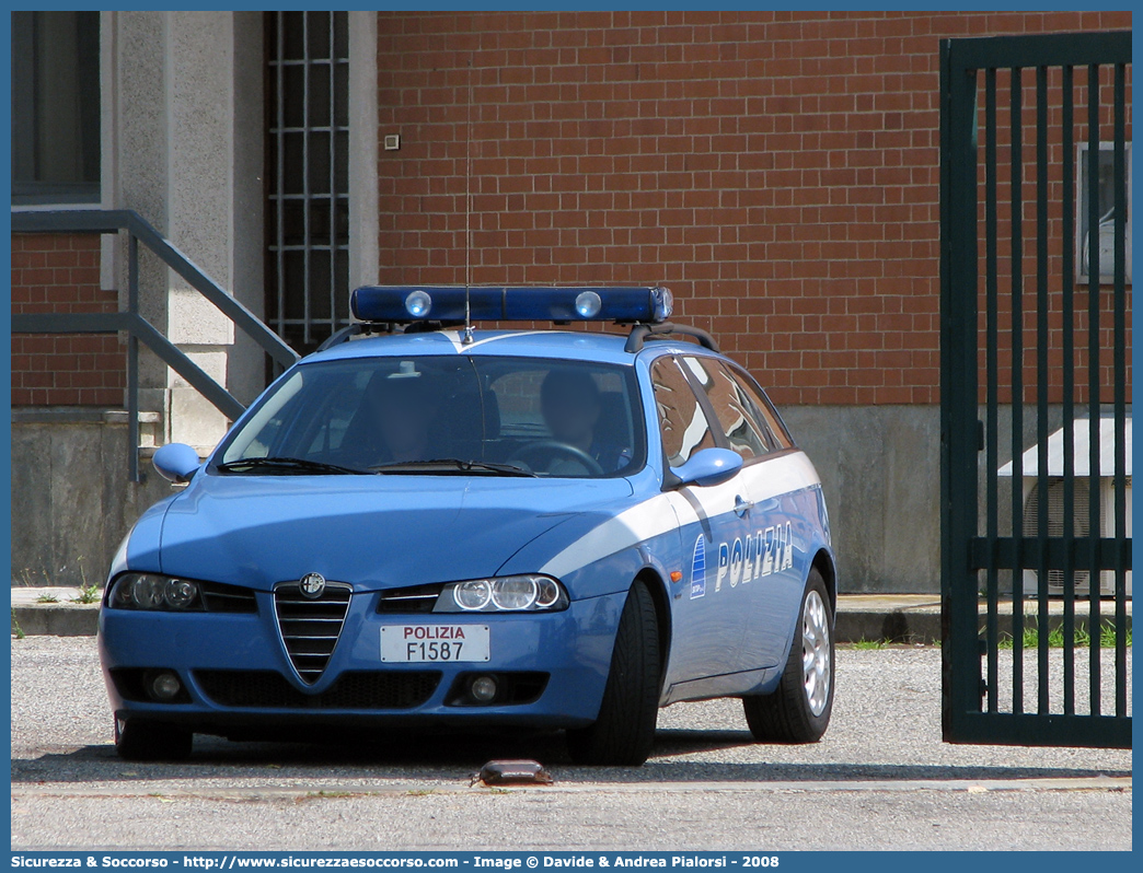 Polizia F1587
Polizia di Stato
Polizia Stradale
Società Autostrade
Torino Milano e Torino Piacenza S.p.A.
Alfa Romeo 156 Sportwagon II serie
Parole chiave: Polizia di Stato;Polizia Stradale;Società Autostrade Torino Milano e Torino Piacenza S.p.A.;S.A.T.A.P.;SATAP;Alfa Romeo;156;Sportwagon