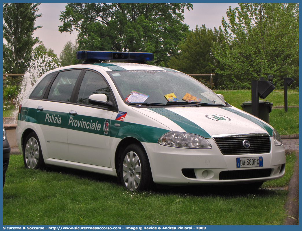 -
Polizia Provinciale
Provincia di Forlì - Cesena
Fiat Nuova Croma I serie
Allestitore Ciabilli S.r.l.
(I variante)
Parole chiave: Polizia;Locale;Provinciale;Forlì;Cesena;Fiat;Nuova Croma;Ciabilli