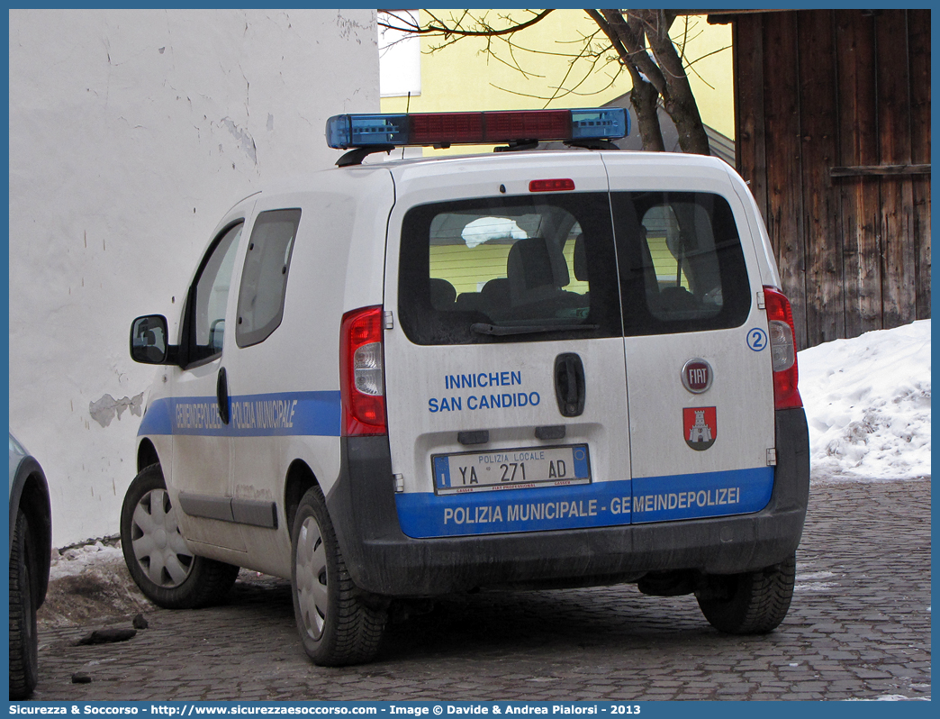 Polizia Locale YA271AD
Polizia Municipale
Comune di San Candido
Fiat Nuovo Fiorino Combi
Parole chiave: Polizia;Locale;Municipale;Gemeindepolizei;San Candido;Innichen;Fiat;Nuovo Fiorino;Combi;Qubo;YA271AD;YA 271 AD