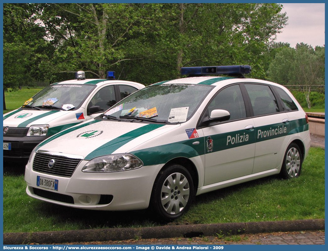 -
Polizia Provinciale
Provincia di Forlì - Cesena
Fiat Nuova Croma I serie
Allestitore Ciabilli S.r.l.
(I variante)
Parole chiave: Polizia;Locale;Provinciale;Forlì;Cesena;Fiat;Nuova Croma;Ciabilli