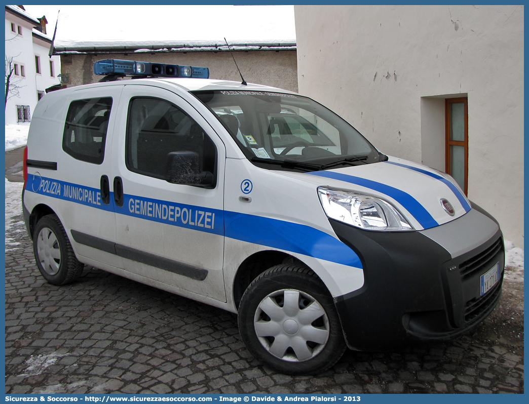 Polizia Locale YA271AD
Polizia Municipale
Comune di San Candido
Fiat Nuovo Fiorino Combi
Parole chiave: Polizia;Locale;Municipale;Gemeindepolizei;San Candido;Innichen;Fiat;Nuovo Fiorino;Combi;Qubo;YA271AD;YA 271 AD