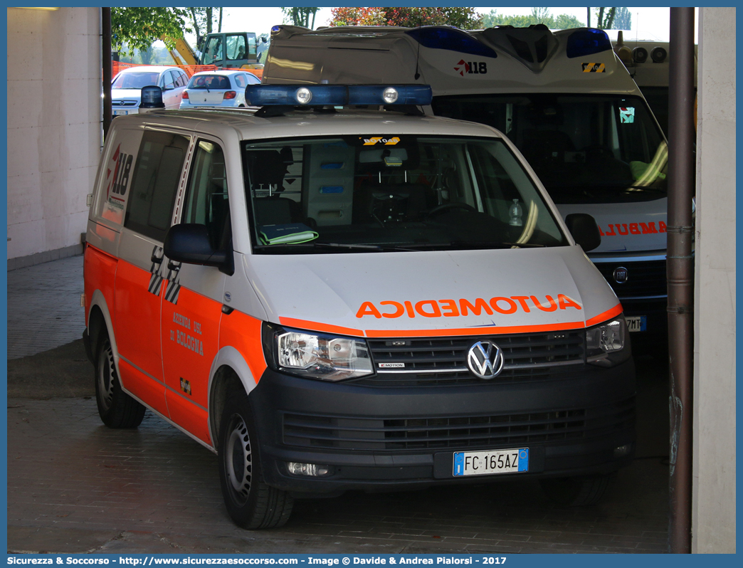 BO 1048
118 Bologna Soccorso
Volkswagen Transporter T6
Allestitore Vision S.r.l.
Parole chiave: 118;Bologna;Soccorso;Automedica;Automedicalizzata;Auto Medica;Auto Medicalizzata;Volkswagen;Transporter;T6;T 6;Vision