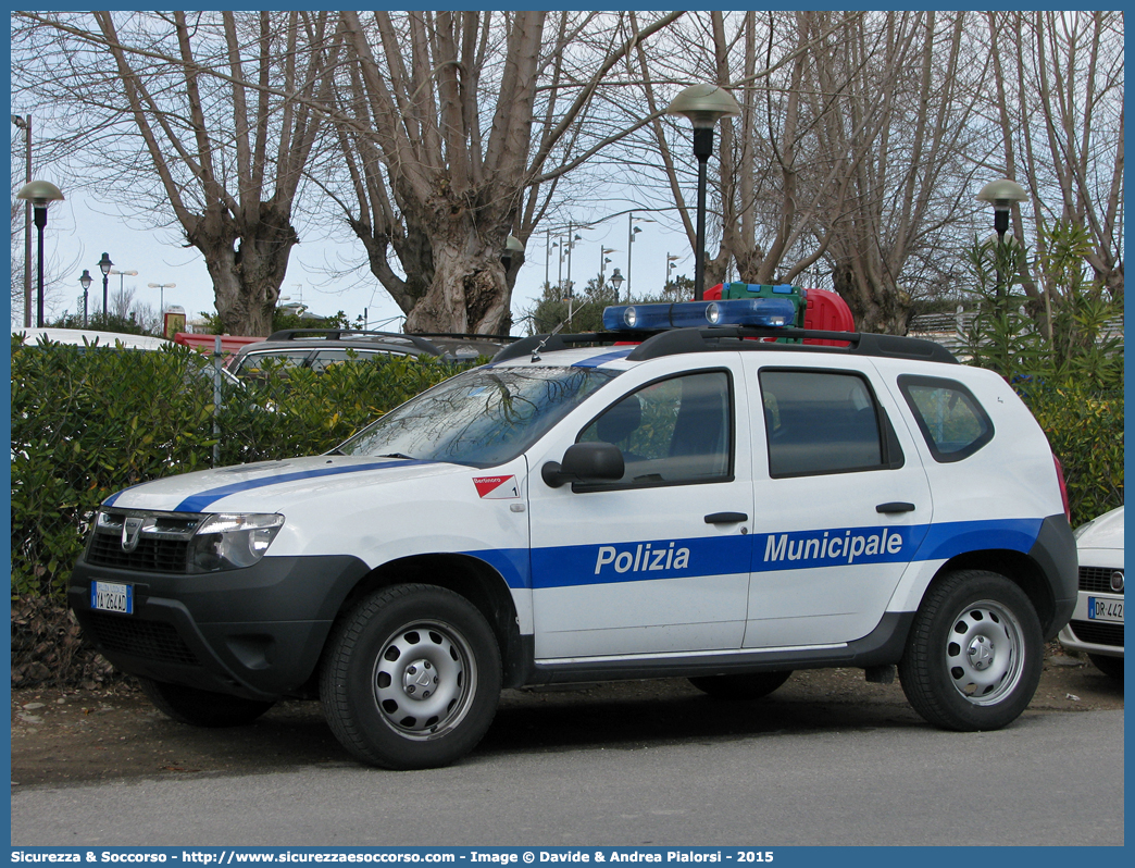 Polizia Locale YA264AD
Polizia Municipale
Comune di Bertinoro
Dacia Duster
Allestitore Focaccia Group S.r.l.
Parole chiave: Polizia;Locale;Municipale;Bertinoro;Dacia;Duster;Focaccia;YA264AD;YA 264 AD