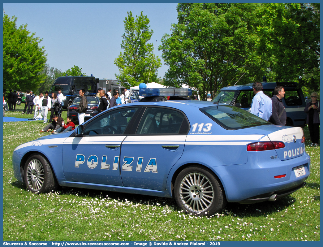 Polizia F6247
Polizia di Stato 
Squadra Volante
Alfa Romeo 159
Parole chiave: PS;P.S.;Polizia;di;Stato;Pubblica;Sicurezza;Squadra;Volante;Alfa;Romeo;159