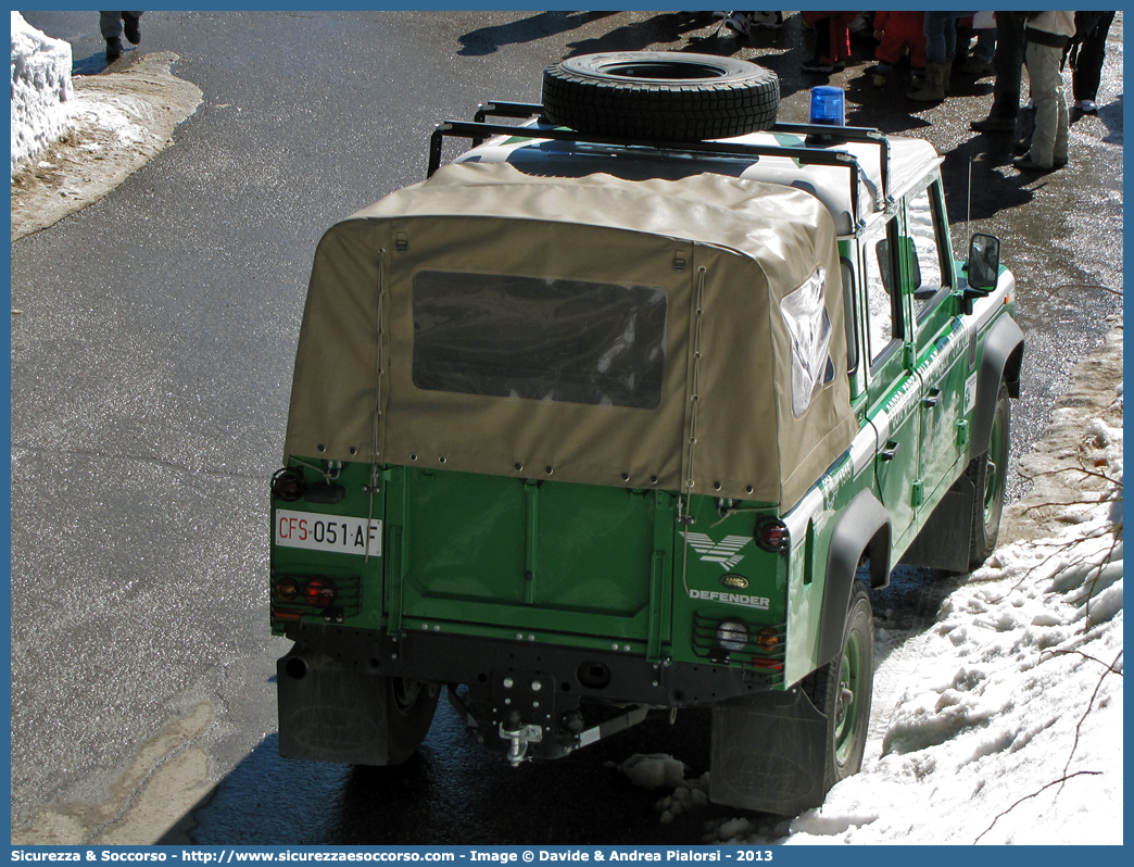 CFS 051AF
Corpo Forestale dello Stato
Parco Nazionale
delle Foreste Casentinesi
Land Rover Defender 110
Parole chiave: Corpo;Forestale;Stato;Corpo Forestale dello Stato;CFS;C.F.S.;Land Rover;Defender;110;051AF;051 AF