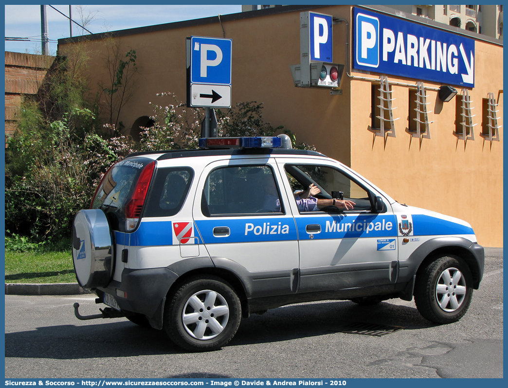 -
Polizia Municipale
Comune di San Massimo
Daihatsu Terios II serie
Parole chiave: Polizia;Locale;Municipale;San Massimo;Daihatsu;Terios