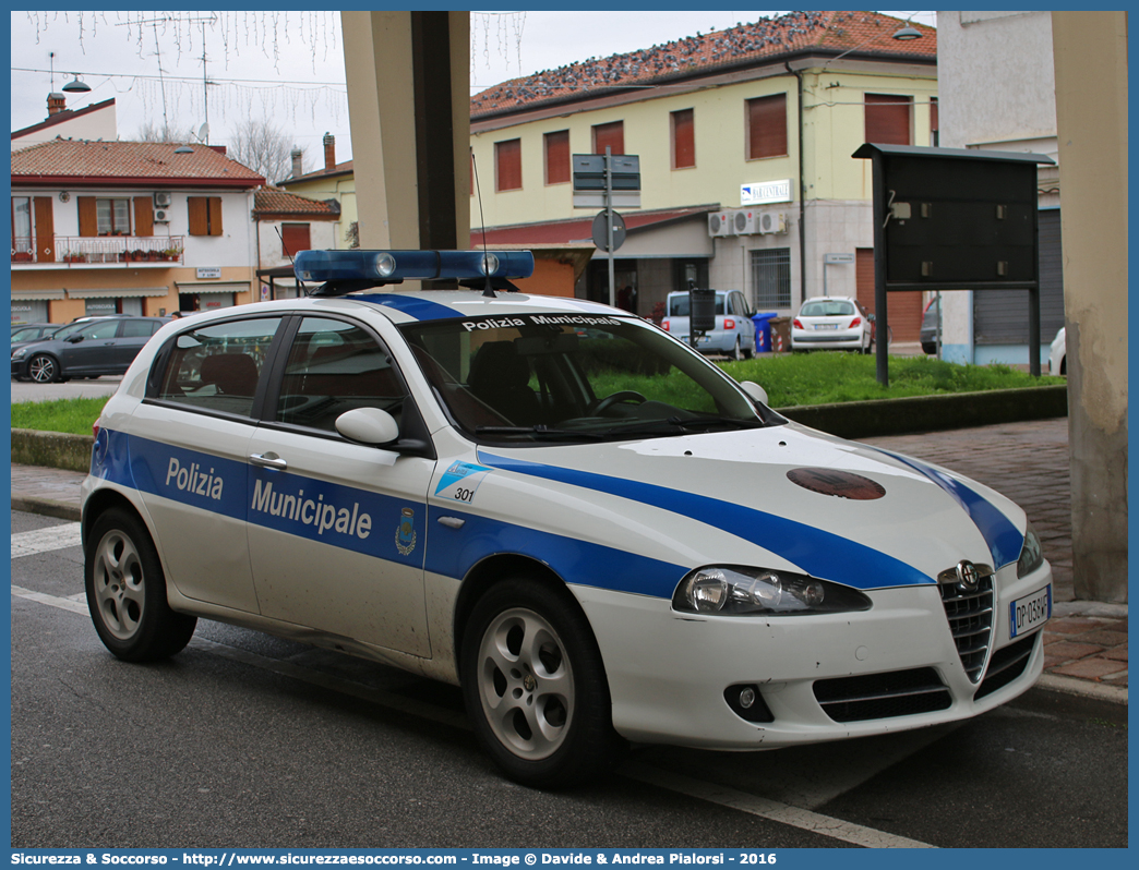 -
Polizia Municipale
Corpo Intercomunale del Delta
Alfa Romeo 147 II serie
Allestitore Focaccia Group S.r.l.
Parole chiave: Polizia;Locale;Municipale;Delta;Codigoro;Goro;Lagosanto;Massa Fiscaglia;Mesola;Migliarino;Migliaro;Ostellato;Alfa;Romeo;147;Focaccia