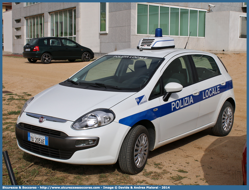 Polizia Locale YA203AE
Polizia Municipale
Comune di Arzachena
Fiat Punto Evo
Parole chiave: PL;P.L.;PM;P.M.;Polizia;Locale;Municipale;Arzachena;Fiat;Punto;Evo