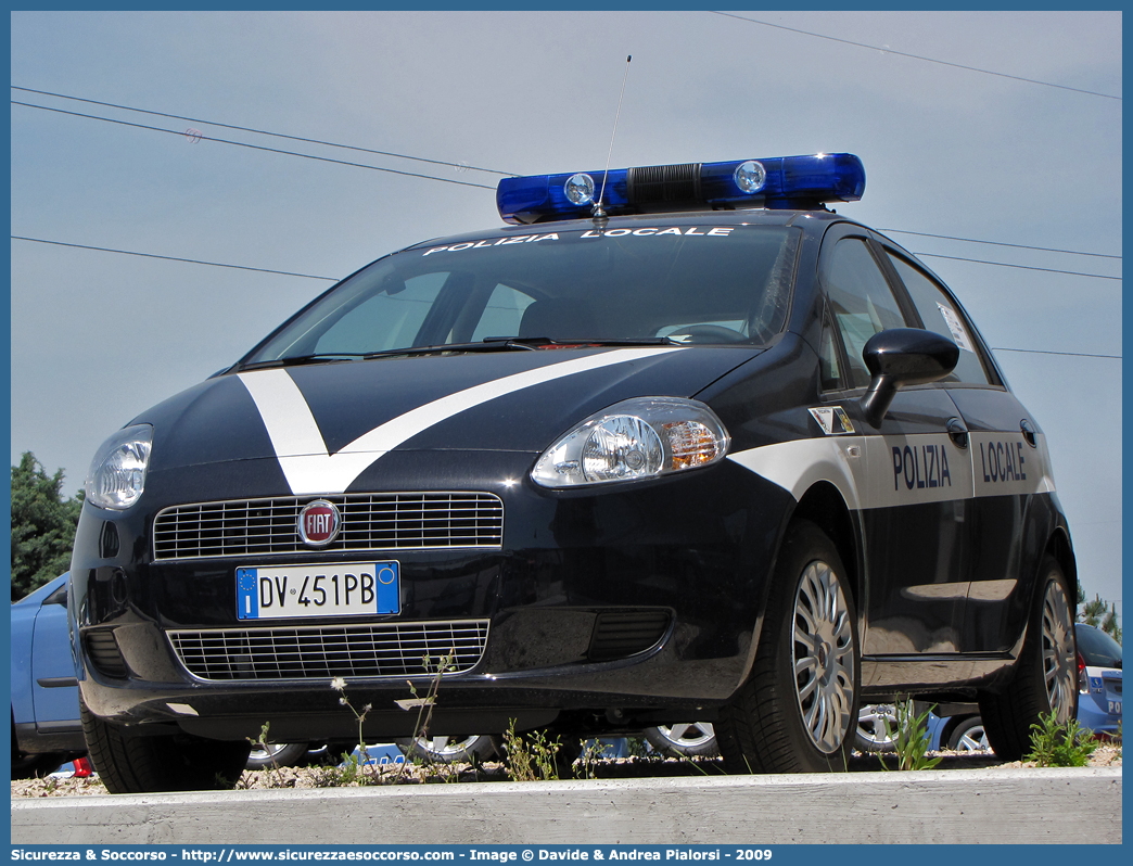 -
Polizia Locale
Comune di Pescantina
Fiat Grande Punto
Allestitore Focaccia Group S.r.l.
Parole chiave: PL;PM;P.L.;P.M.;Polizia;Locale;Municipale;Pescantina;Fiat;Grande Punto;Focaccia