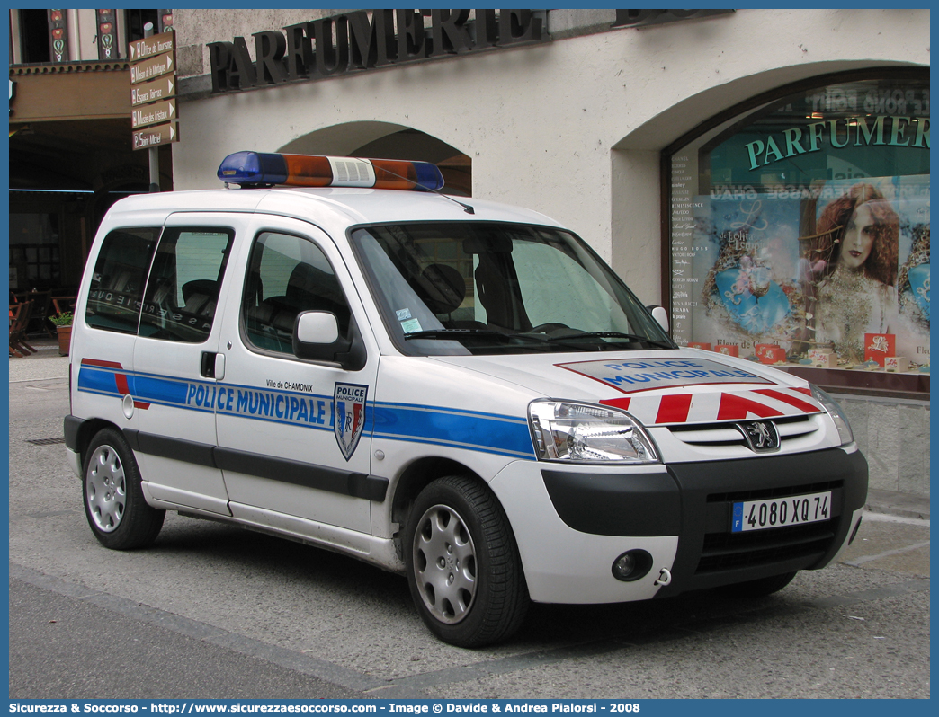 -
République Française
Police Municipale Chamonix
Peugeot Partner II generation
Parole chiave: Repubblica;Francese;République;Française;Police;Municipale;Chamonix;Peugeot;Partner