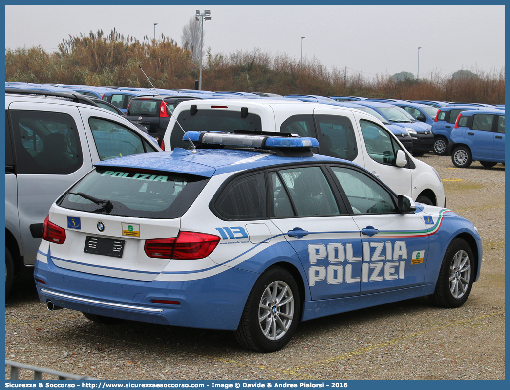 -
Polizia di Stato
Polizia Stradale
Autostrada del Brennero S.p.A.
Bmw Serie 3 F31 Touring
Allestitore Focaccia Group S.r.l.
Parole chiave: Polizia di Stato;Polizia Stradale;Autostrada del Brennero S.p.A.;Brenneroautobahn A.G.;Bmw;Serie 3;F31;F 31;Touring;Focaccia