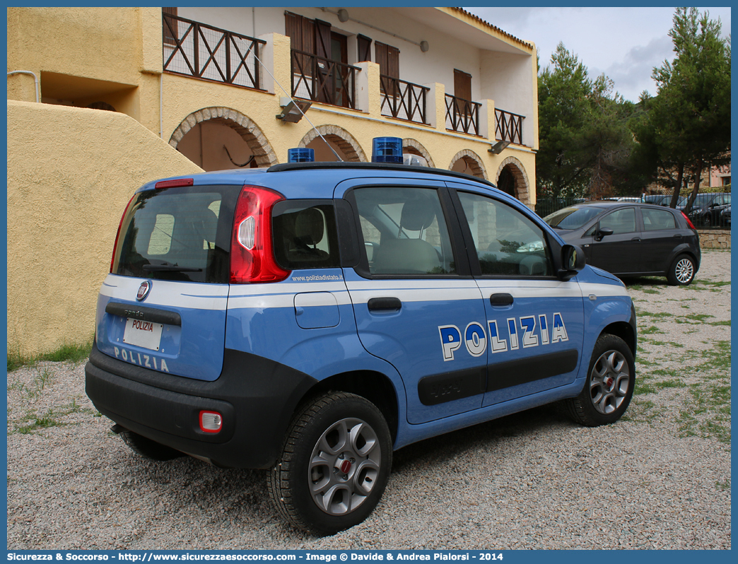 -
Polizia di Stato
Fiat Nuova Panda 4x4 II serie
Allestitore Nuova Carrozzeria Torinese S.r.l.
(I fornitura)
Parole chiave: Polizia di Stato;Polizia;PS;Fiat;Nuova Panda;4x4;4 x 4;NCT;N.C.T.;Nuova Carrozzeria Torinese