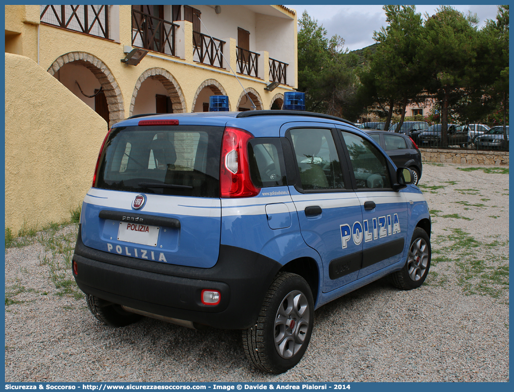 -
Polizia di Stato
Fiat Nuova Panda 4x4 II serie
Allestitore Nuova Carrozzeria Torinese S.r.l.
(I fornitura)
Parole chiave: Polizia di Stato;Polizia;PS;Fiat;Nuova Panda;4x4;4 x 4;NCT;N.C.T.;Nuova Carrozzeria Torinese