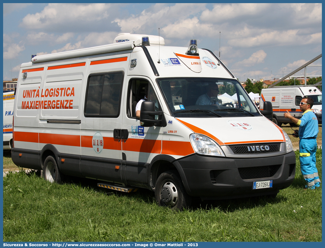 LIMA 01
118 Pistoia Emergenza
Iveco Daily IV serie restyling
Allestitore AVS S.a.s.
Parole chiave: 118;Pistoia;Emergenza;Maxiemergenza;Maxiemergenze;Maxi Emergenza;Maxi Emergenze;Iveco;Daily;AVS;A.V.S.