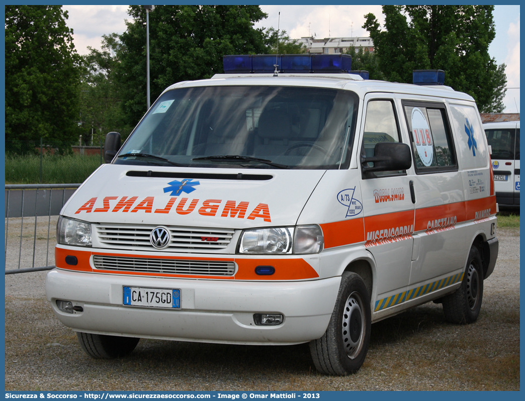 A73
Misericordia di Capezzano Pianore
Volkswagen Transporter T4 restyling
Parole chiave: Misericordia;Misericordie;Capezzano Pianore;Volkswagen;Transporter;T4;T 4;Ambulanza;Autoambulanza