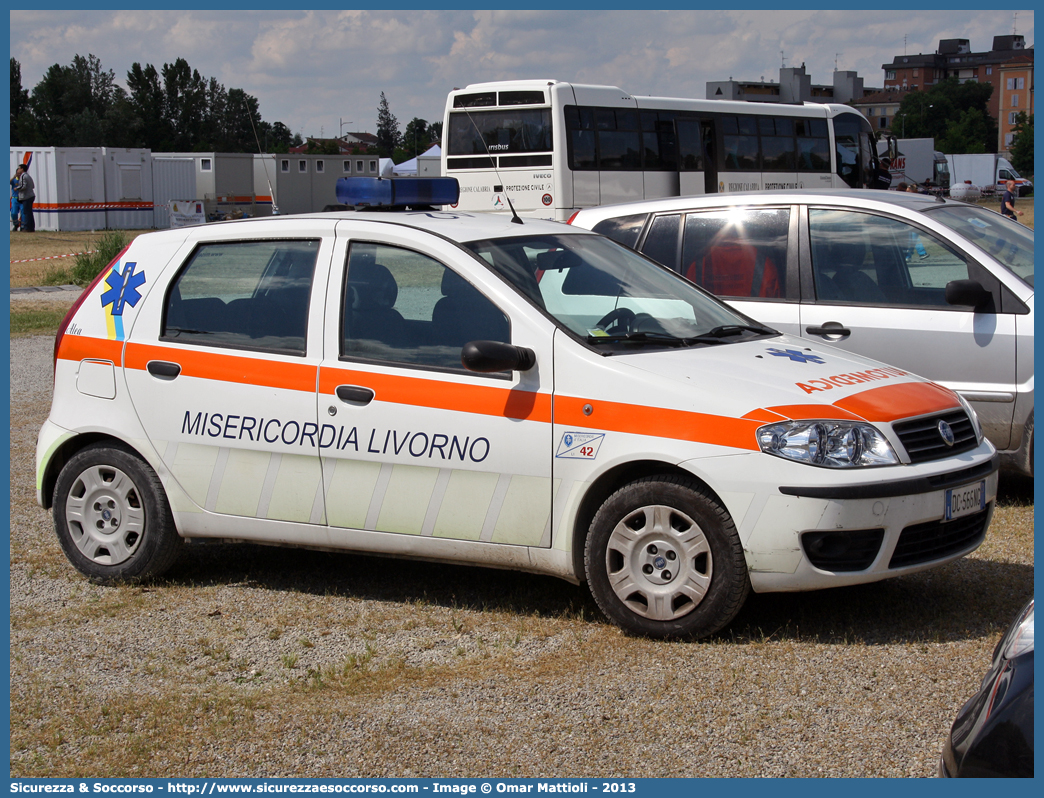 42
Misericordia di Livorno
Fiat Punto III serie
Allestitore Alea Italia S.r.l.
Parole chiave: Misericordie;Misericordia;Livorno;Fiat;Punto;Alea