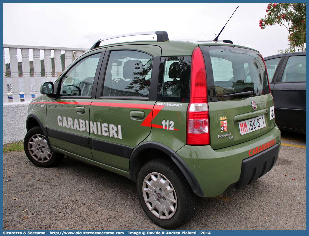 MM BK871
Arma dei Carabinieri
Reparto Carabinieri presso
la Marina Militare
Fiat Nuova Panda 4x4 I serie restyling
Parole chiave: CC;C.C.;MM;M.M.;Arma;dei;Carabinieri;Reparto;Marina;Militare;Fiat;Nuova;Panda;4x4