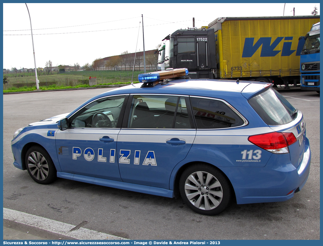 Polizia H5758
Polizia di Stato
Polizia Stradale
Autostrada Bs/Vr/Vi/Pd S.p.A.
Subaru Legacy Station Wagon
V serie
Allestitore Bertazzoni S.r.l.
Parole chiave: PS;P.S.;Polizia di Stato;Polizia Stradale;Autostrada;Autostradale;Subaru;Legacy;AWD;Station;Wagon;SW;S.W.;Bertazzoni;H5758;H 5758