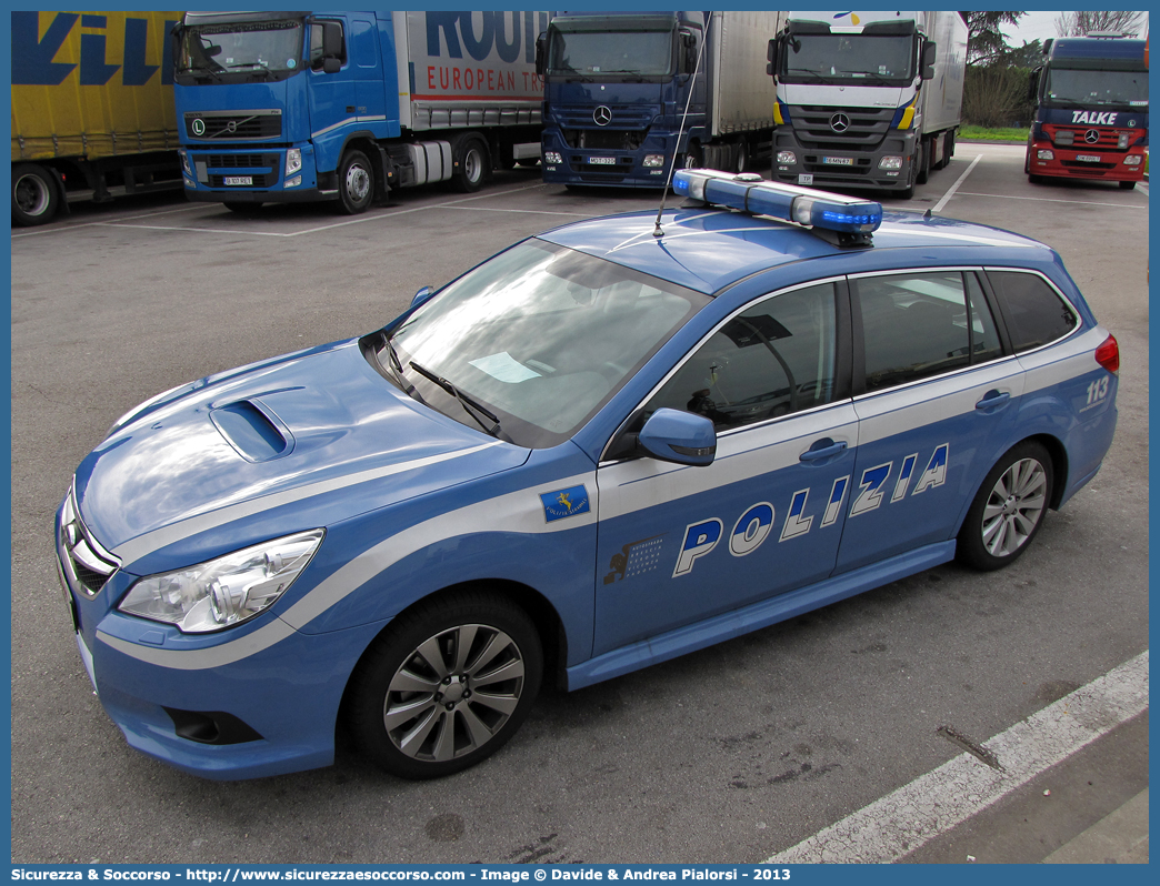 Polizia H5758
Polizia di Stato
Polizia Stradale
Autostrada Bs/Vr/Vi/Pd S.p.A.
Subaru Legacy Station Wagon
V serie
Allestitore Bertazzoni S.r.l.
Parole chiave: PS;P.S.;Polizia di Stato;Polizia Stradale;Autostrada;Autostradale;Subaru;Legacy;AWD;Station;Wagon;SW;S.W.;Bertazzoni;H5758;H 5758