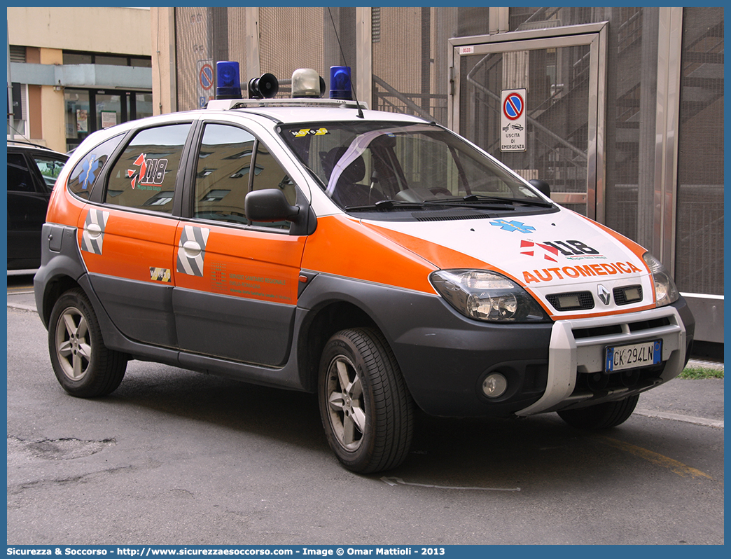 MO 1630
118 Modena Soccorso
Renault Scenic RX4
Allestitore Aricar S.p.A.
(variante)
Parole chiave: 118;Modena;Soccorso;Automedica;Automedicalizzata;Auto Medica;Auto Medicalizzata;Renault;Scenic;RX4