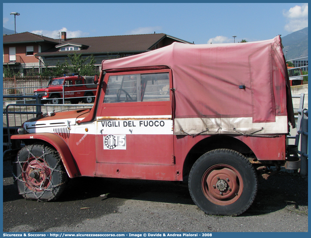 -
Vigili del Fuoco
Regione Autonoma Valle d'Aosta
Fiat Campagnola
Parole chiave: VF;V.F.;Vigili;Fuoco;Regione;Autonoma;Valle;Aosta;Fiat;Campagnola;AR59