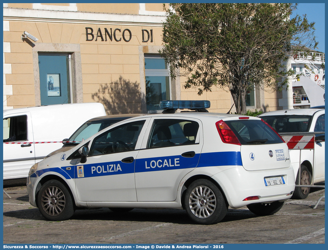 Polizia Locale YA652AD
Polizia Municipale
Comune di La Maddalena
Fiat Grande Punto
Parole chiave: PL;P.L.;PM;P.M.;Polizia;Locale;Municipale;La;Maddalena;Fiat;Grande Punto