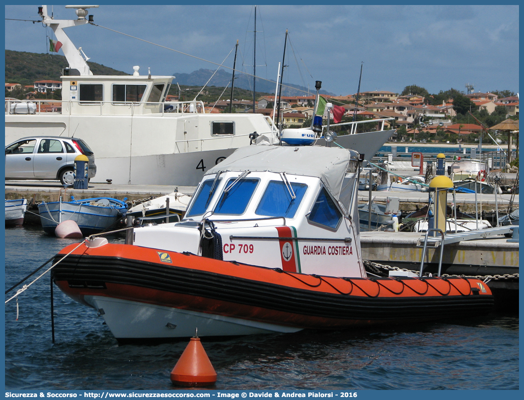 CP 709
Corpo delle Capitanerie di Porto
Guardia Costiera
Vedetta Costiera Classe 701
Parole chiave: Guardia;Costiera;Capitaneria;Capitanerie;Porto;Vedetta;Vedette;Costiera;Costiere;Classe;701;CP;C.P.;G.C.;GC;CP709;CP 709