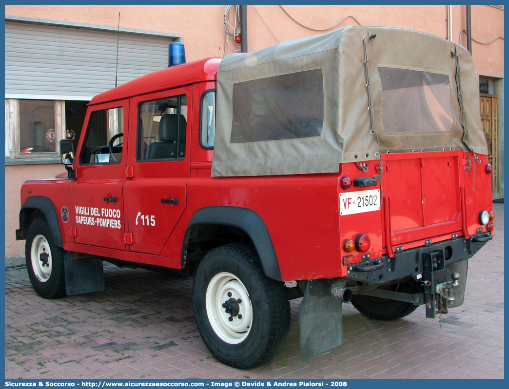 VF 21502
Vigili del Fuoco
Regione Autonoma Valle d'Aosta
Land Rover Defender 110
Parole chiave: VF;V.F.;Vigili;Fuoco;Regione;Autonoma;Valle;Aosta;Land Rover;Defender;110;21502