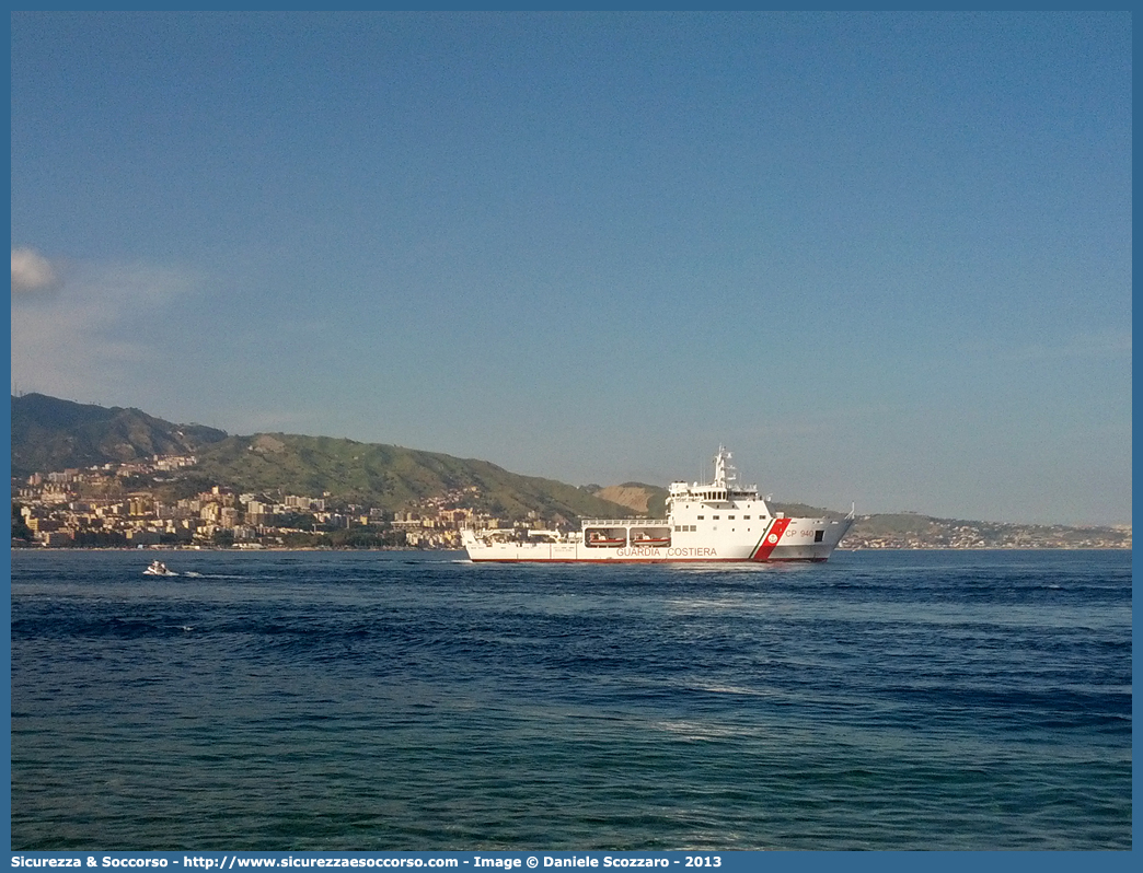 CP 940 "Luigi Dattilo"
Corpo delle Capitanerie di Porto
Guardia Costiera
Pattugliatore Multiruolo Classe "Dattilo"
Parole chiave: CP;C.P.;GC;G.C.;Guardia;Costiera;Capitaneria;Capitanerie;Porto;Pattugliatore;Pattugliatori;Multiruolo;Multi ruolo;Classe;Dattilo;940;CP940;CP 940;Luigi;Dattilo