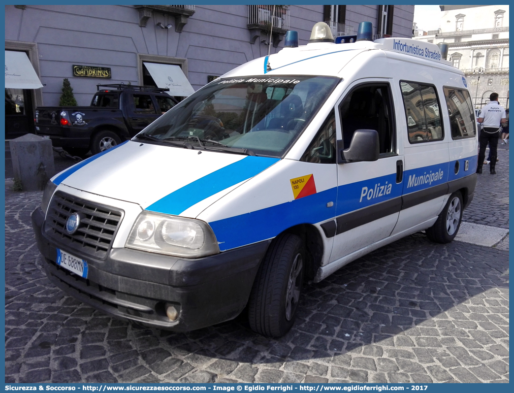 -
Polizia Municipale
Comune di Napoli
Fiat Scudo III serie
Parole chiave: PL;P.L.;PM;P.M.;Polizia;Locale;Municipale;Napoli;Fiat;Scudo