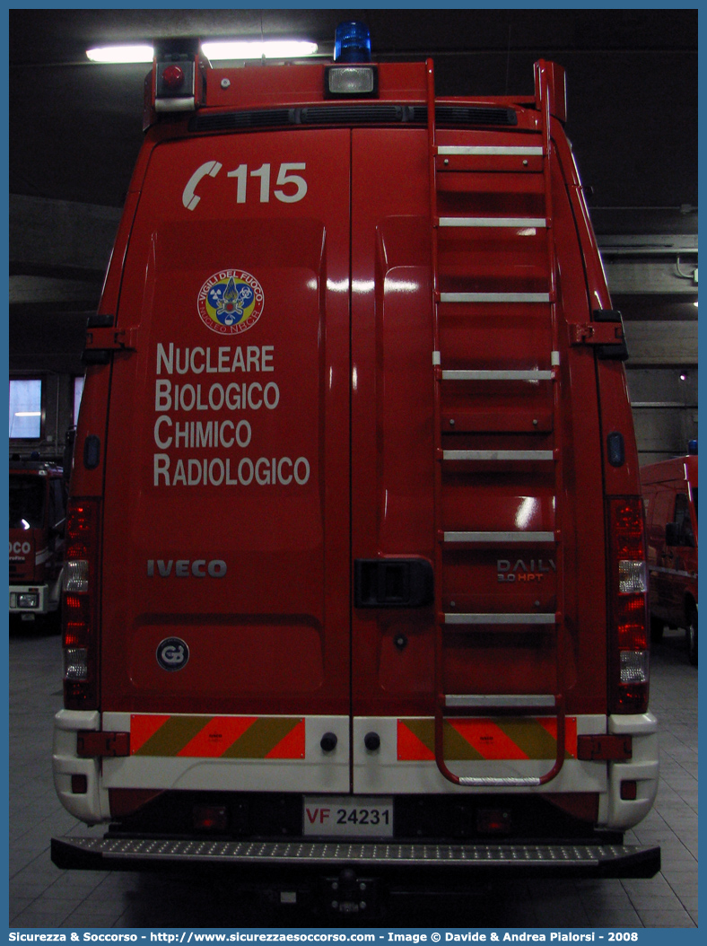 VF 24231
Vigili del Fuoco
Regione Autonoma Valle d'Aosta
Nucleo N.B.C.R.
Iveco Daily IV serie
Allestitore GB Barberi S.r.l.
Parole chiave: VVF;V.V.F.;Vigili;Fuoco;Regione;Autonoma;Valle;Aosta;Iveco;Daily;NBCR;N.B.C.R.;Nucleare;Batteriologico;Chimico;Radiologico;Radiometrico;Radiometria;Radioattività;Radioattivita;G.B.;GB;Barberi