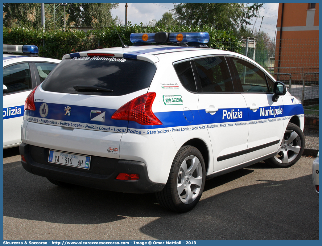 Polizia Locale YA310AH
Polizia Municipale
Corpo Unico Intercomunale
Terre del Tricolore
Peugeot 3008 I serie
Allestitore Bertazzoni S.r.l.
Parole chiave: Polizia;Locale;Municipale;Terre del Tricolore;Brescello;Cadelbosco di Sopra;Castelnovo di Sotto;Poviglio;Peugeot;3008;Bertazzoni;YA310AH;YA 310 AH