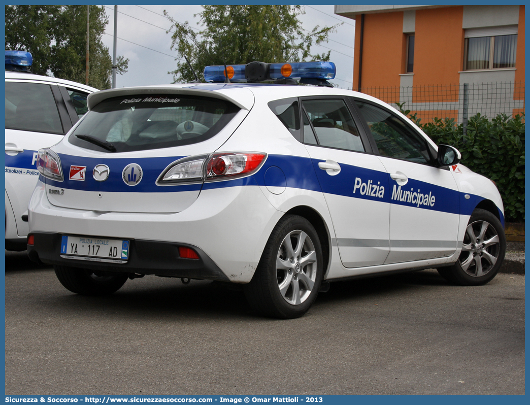 Polizia Locale YA117AD
Polizia Municipale
Unione Comuni Val d'Enza
Mazda 3 II serie
Parole chiave: Polizia;Locale;Municipale;Val d'Enza;Val d Enza;Bibbiano;Campegine;Cavriago;Gattatico;Montecchio Emilia;San Polo d'Enza;San Polo d Enza;Sant'Ilario d'Enza;Sant Ilario d Enza;Mazda;3;YA117AD;YA 117 AD