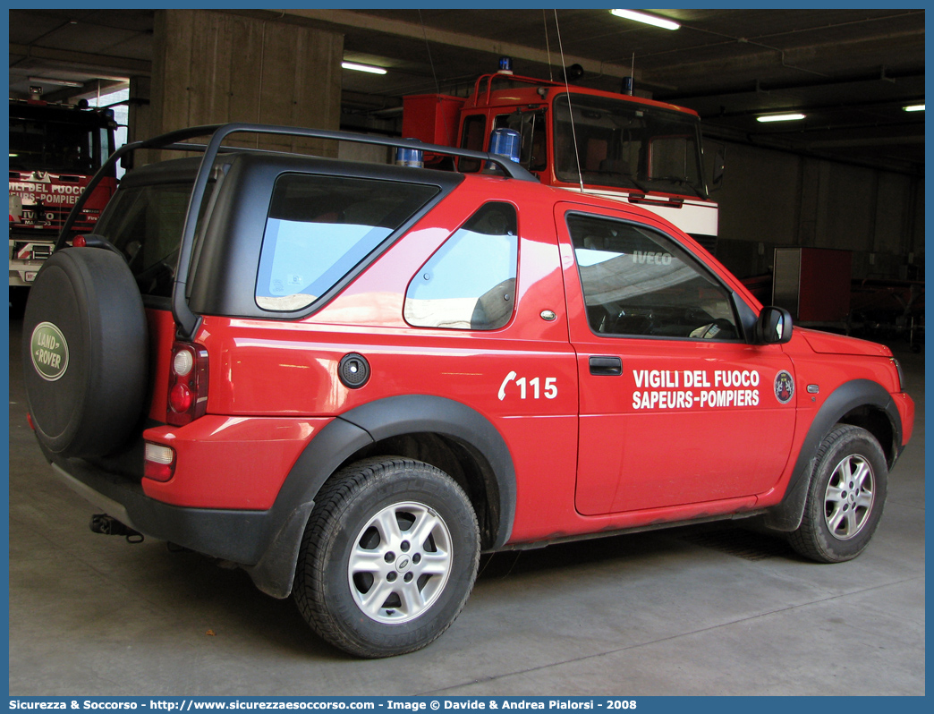 VF 22963
Vigili del Fuoco
Regione Autonoma Valle d'Aosta
Land Rover Freelander I serie restyling
Parole chiave: VVF;V.V.F.;Vigili;del;Fuoco;Regione;Autonoma;Valle;Aosta;Land Rover;Freelander