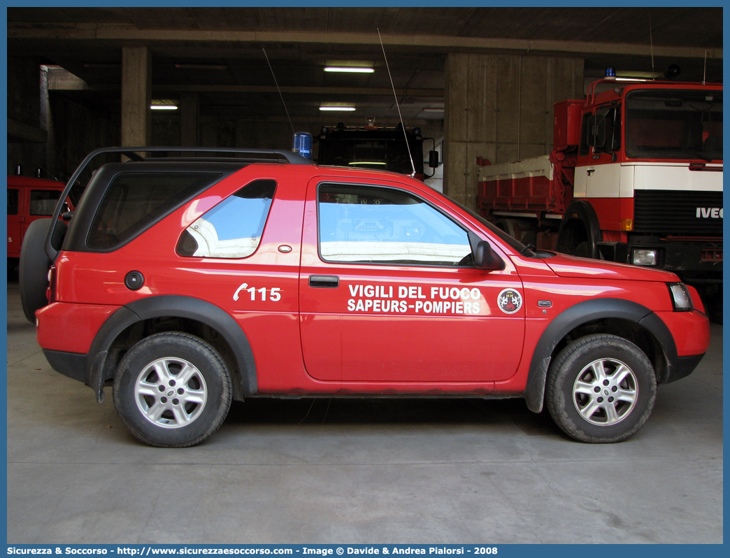 VF 22963
Vigili del Fuoco
Regione Autonoma Valle d'Aosta
Land Rover Freelander I serie restyling
Parole chiave: VVF;V.V.F.;Vigili;del;Fuoco;Regione;Autonoma;Valle;Aosta;Land Rover;Freelander